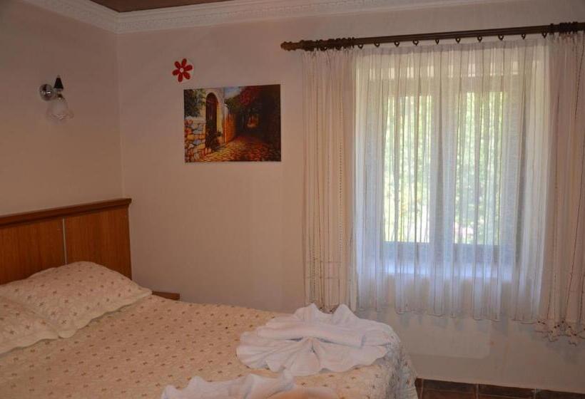 پانسیون Medusa House Butik