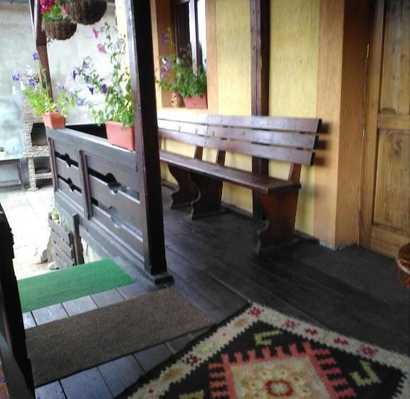 پانسیون Vila Dariana