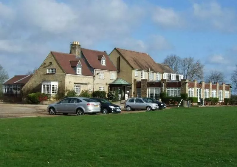 Pike And Eel Hotel And Marina