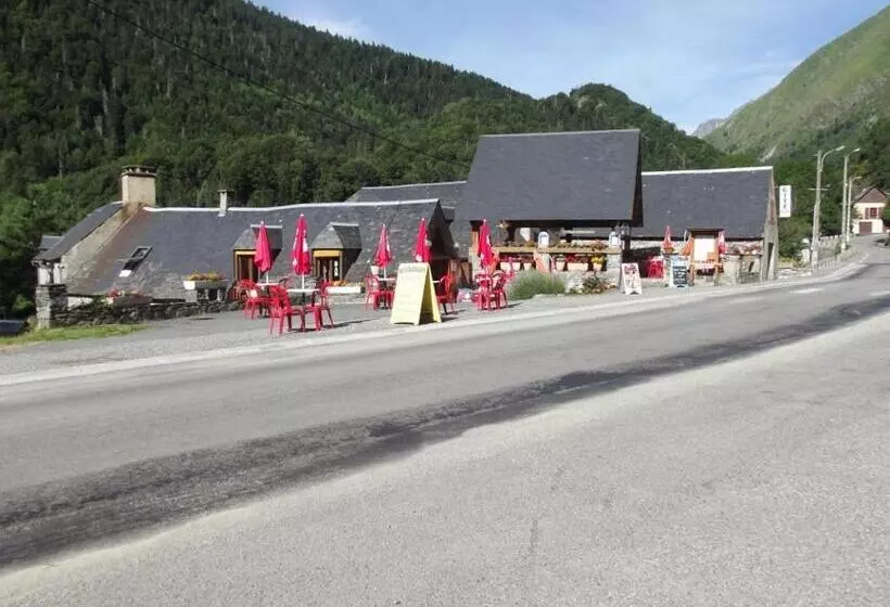 Retkeilymaja Gite Fouga