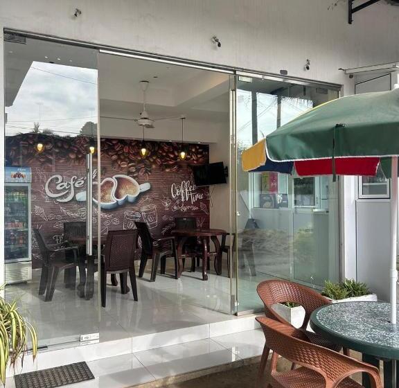 مبيت وإفطار Mercuryfm 101 Yarl Mercury Inn Jaffna