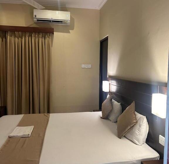 مبيت وإفطار Mercuryfm 101 Yarl Mercury Inn Jaffna