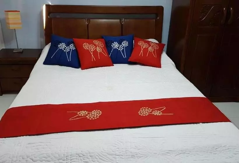 Easy World Beach Apartments