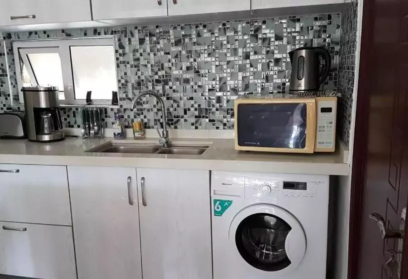 Easy World Beach Apartments