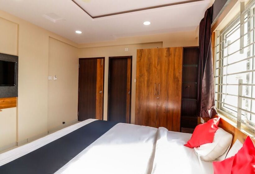 Отель Capital O N R Residency