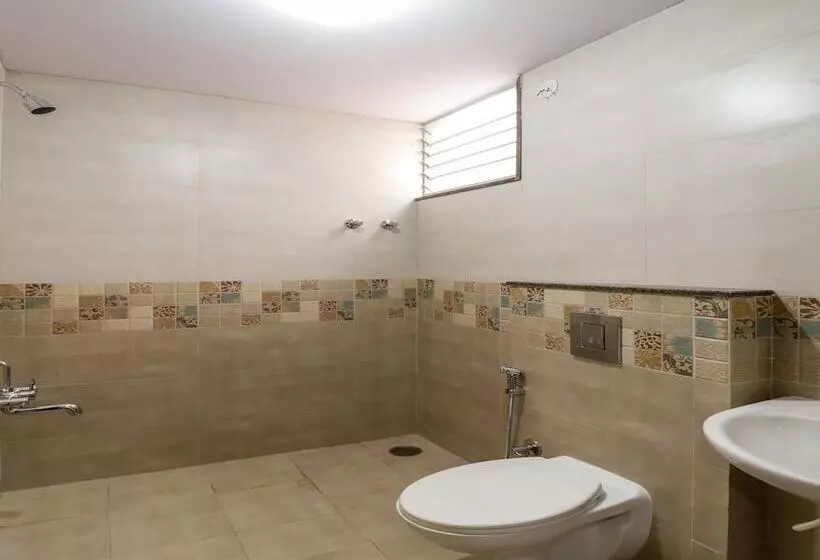 Hotel Capital O N R Residency