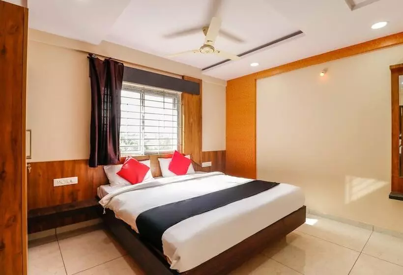 Hotel Capital O N R Residency