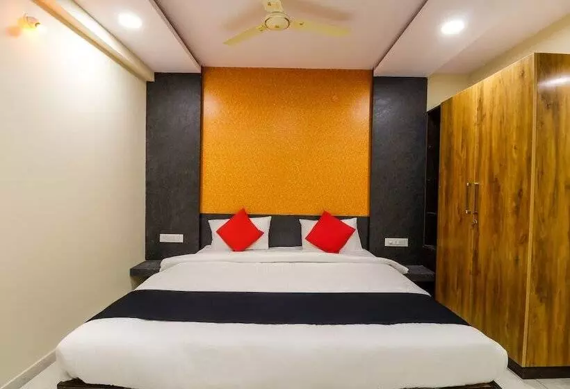 Hotel Capital O N R Residency