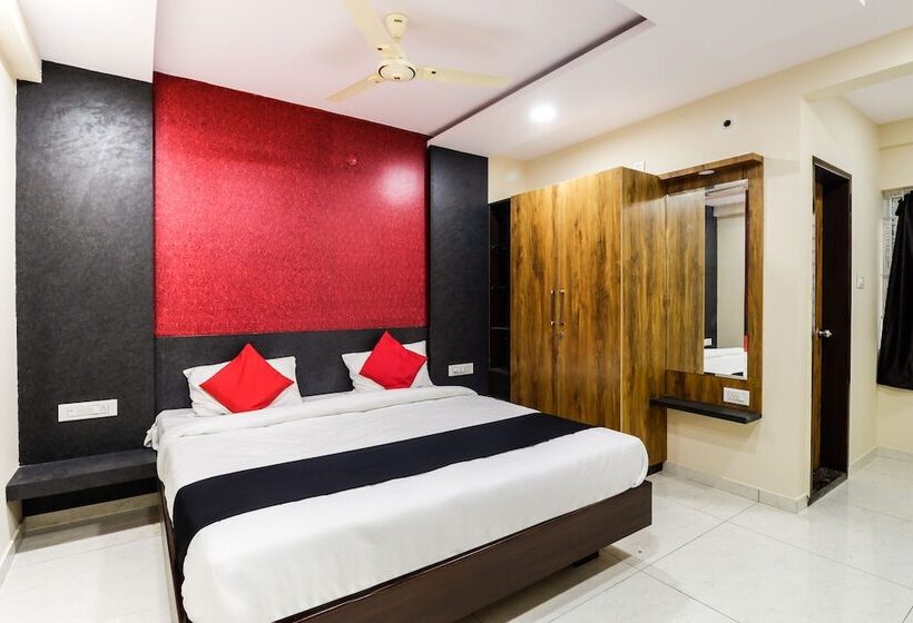 Отель Capital O N R Residency