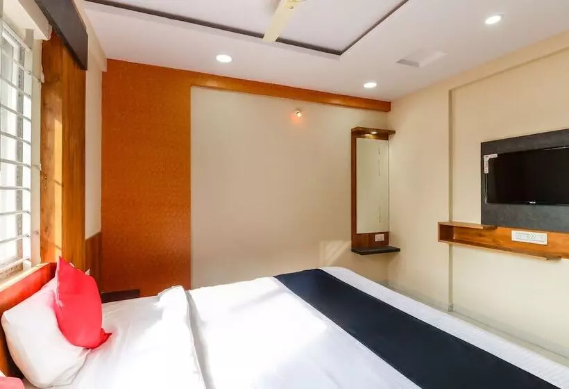 Hotel Capital O N R Residency