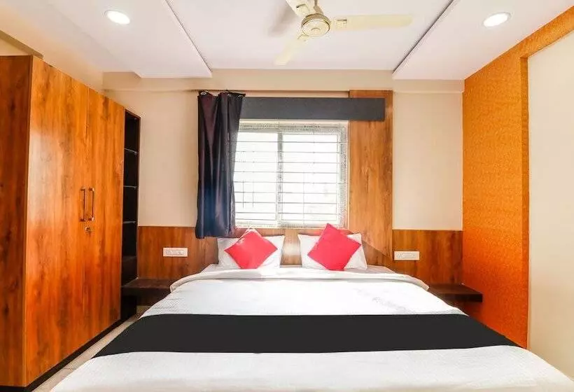 Hotel Capital O N R Residency