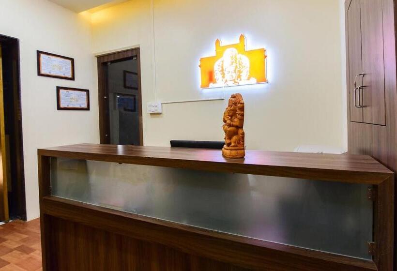 Hotell Oyo 67875 Heritage Lodging And Boarding