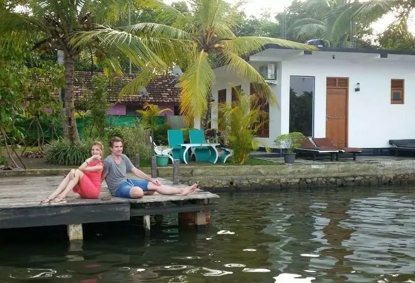 Majatalo Lake Lane Guest Rest