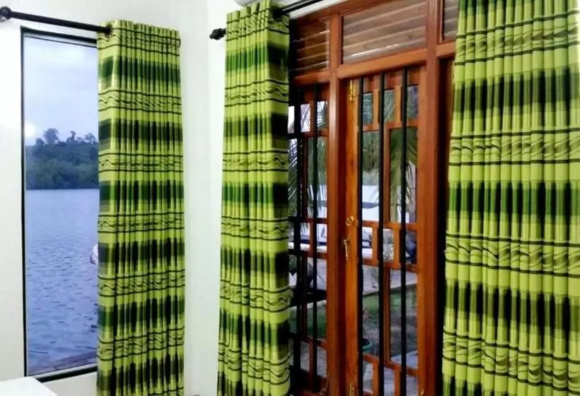 Majatalo Lake Lane Guest Rest