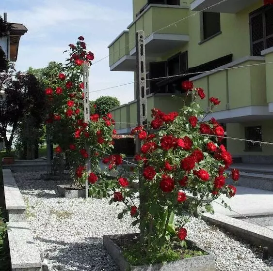 Отель Albergo Residence Isotta