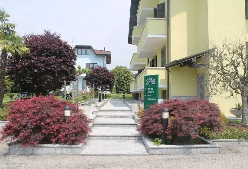 Отель Albergo Residence Isotta
