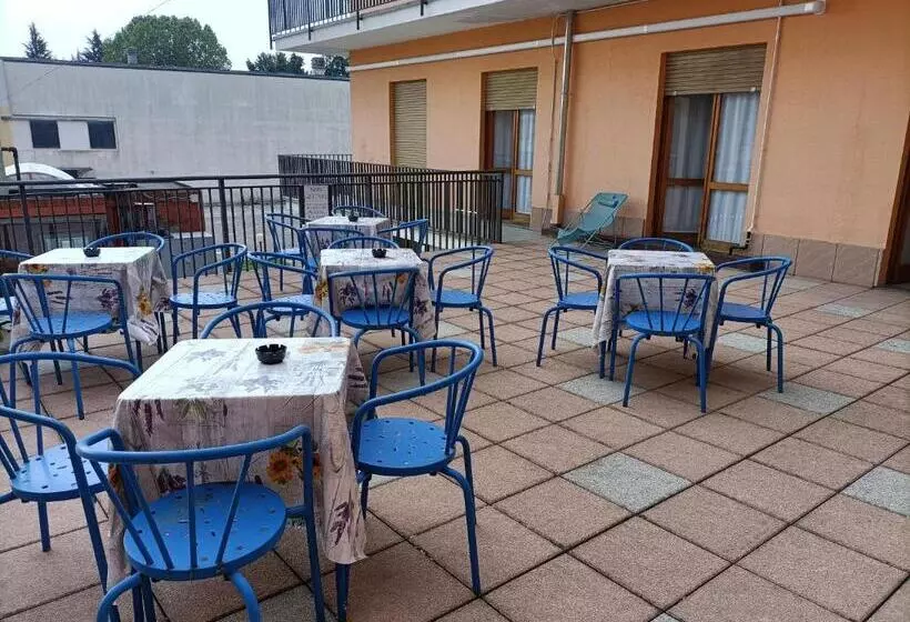 Отель Albergo Roma