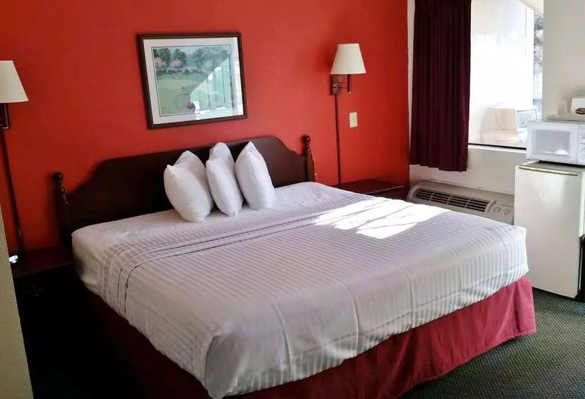 Отель Country Hearth Inn & Suites Augusta