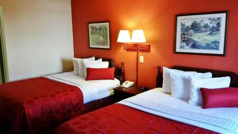 Отель Country Hearth Inn & Suites Augusta