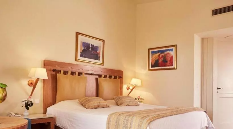 Отель Giannoulis Santa Marina Plaza