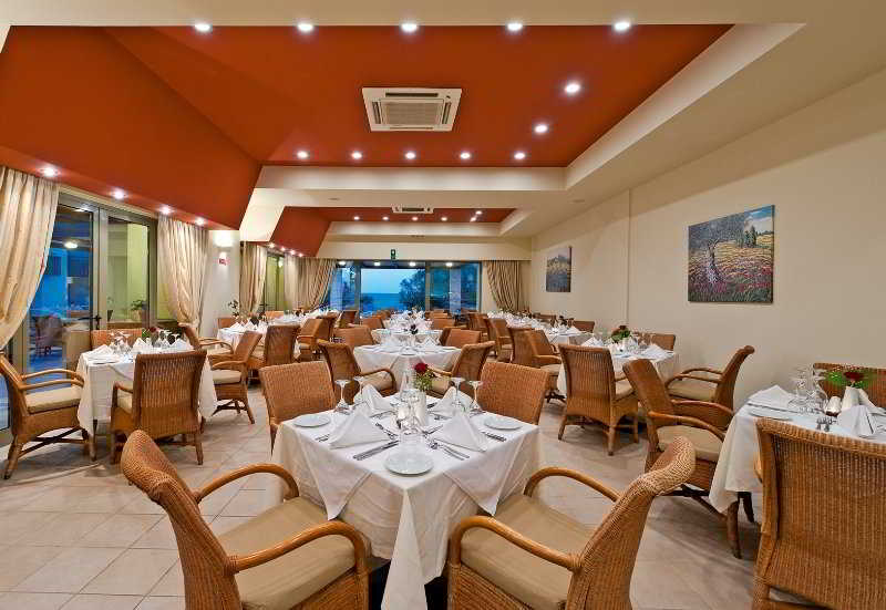 ホテル Giannoulis Santa Marina Plaza