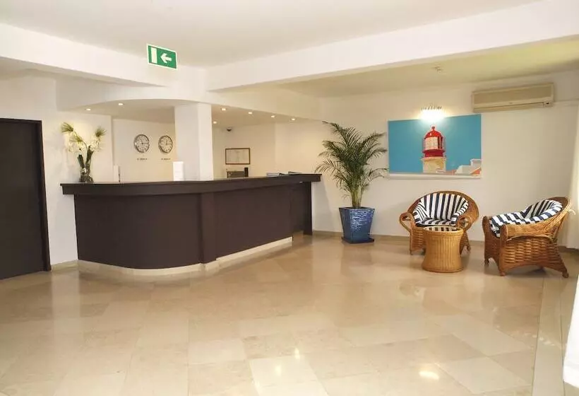 酒店 Portimão Center