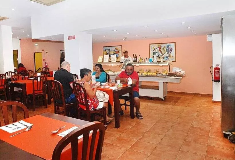 酒店 Portimão Center