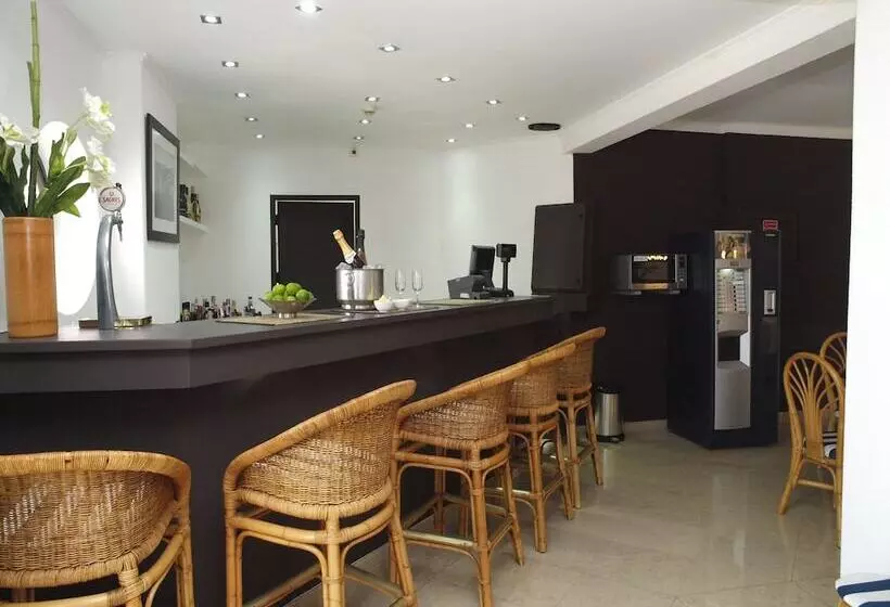 酒店 Portimão Center