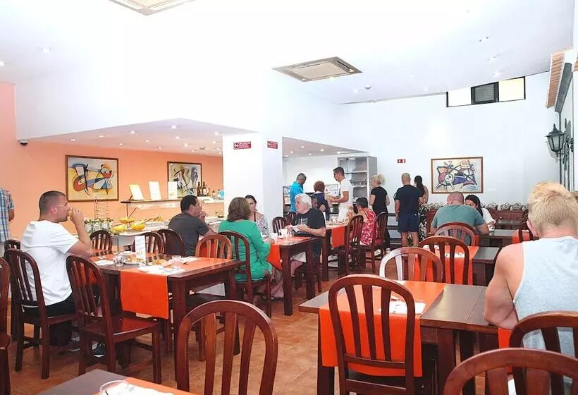 酒店 Portimão Center