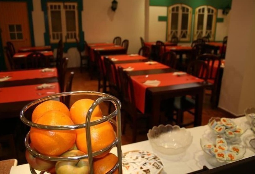 هتل Portimão Center