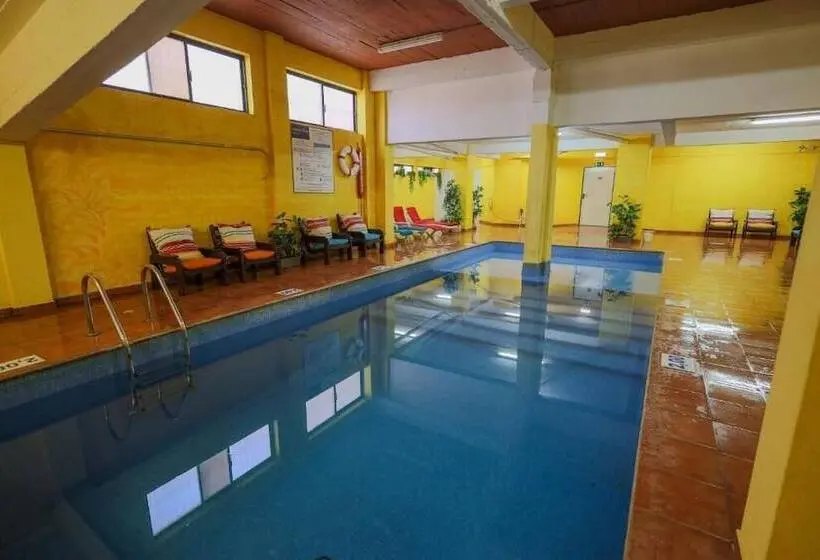 ホテル Portimão Center