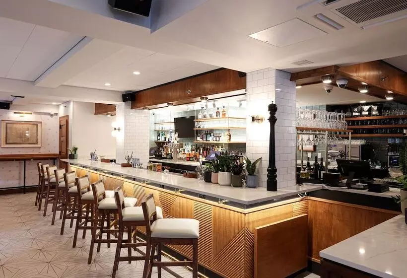 هتل The Shelburne Sonesta New York