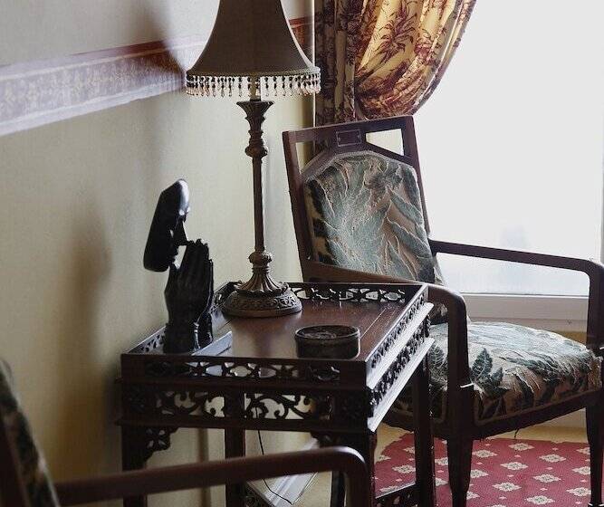 فندق Villa De Luarca