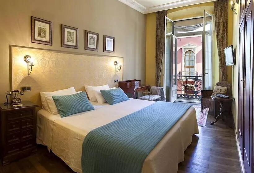 호텔 Villa De Luarca