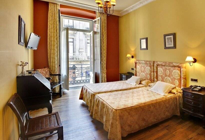 فندق Villa De Luarca