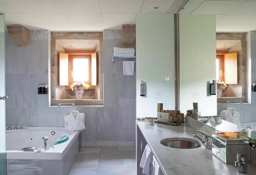 Parador De Santo Estevo