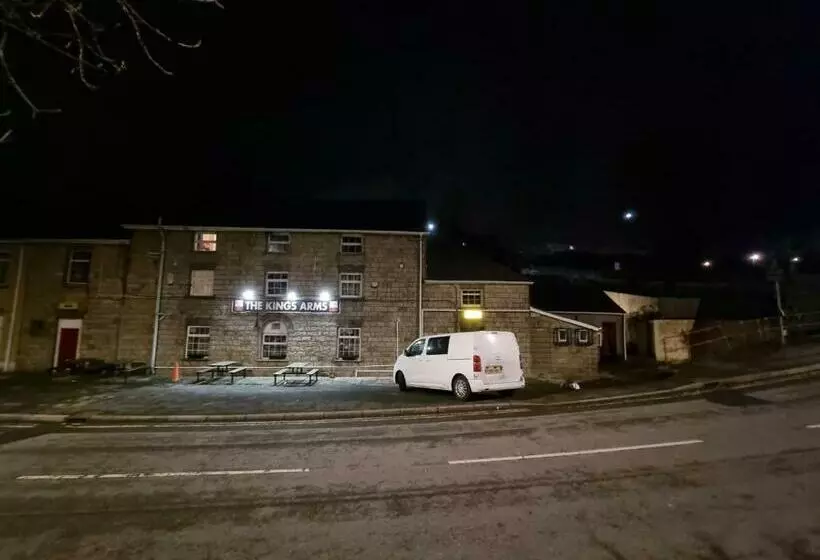 ユースホステル Kings Arms Guest House Ebbw Vale