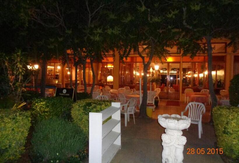 בית מלון כפרי Continental