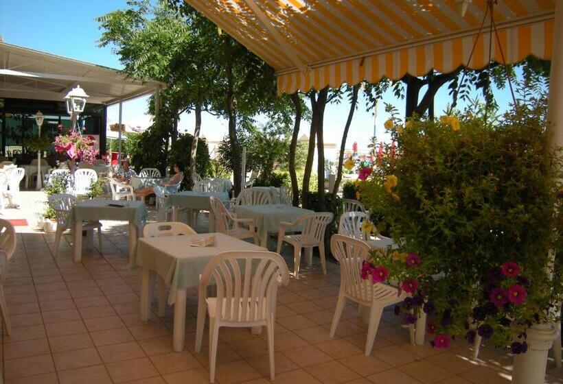 בית מלון כפרי Continental