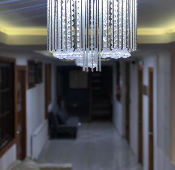 فندق Residencial Victoria Said