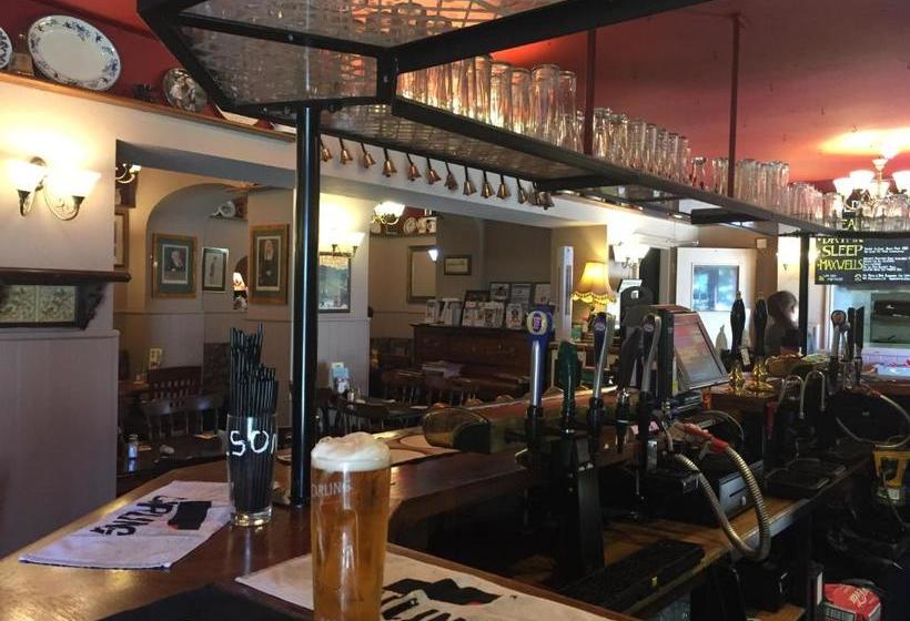 פנסיון Marine Bar Pub With Rooms