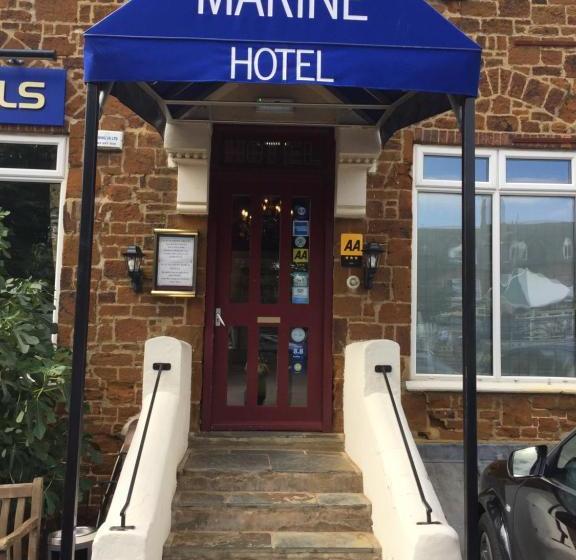 פנסיון Marine Bar Pub With Rooms