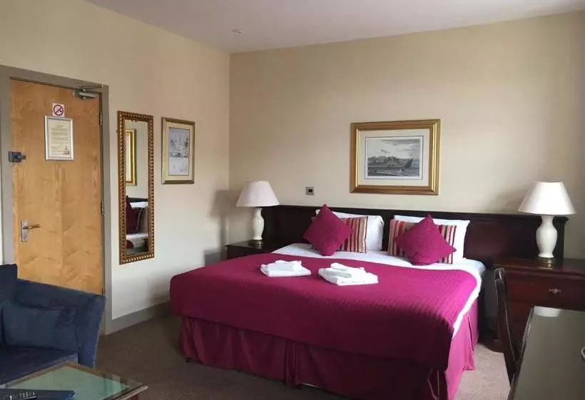 ペンション Marine Bar Pub With Rooms