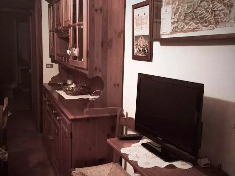هتل Agriturismo La Grange