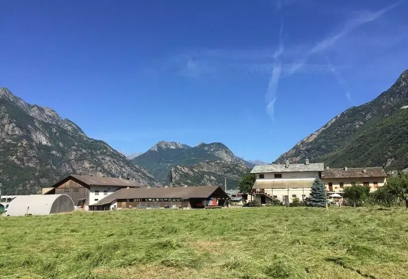 هتل Agriturismo La Grange