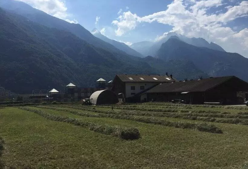 هتل Agriturismo La Grange