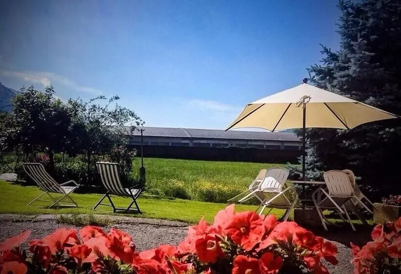 هتل Agriturismo La Grange