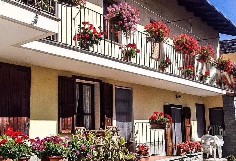 هتل Agriturismo La Grange