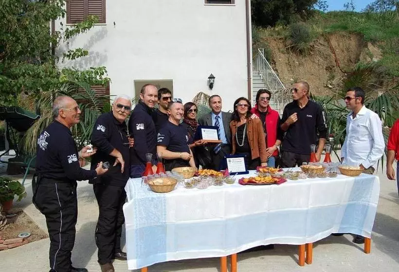 ホテル Agriturismo Parra