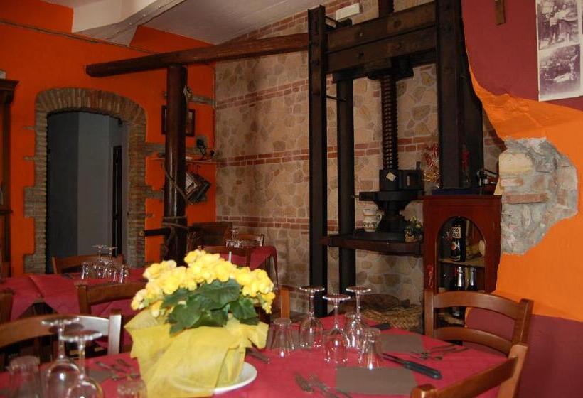 هتل Agriturismo Parra